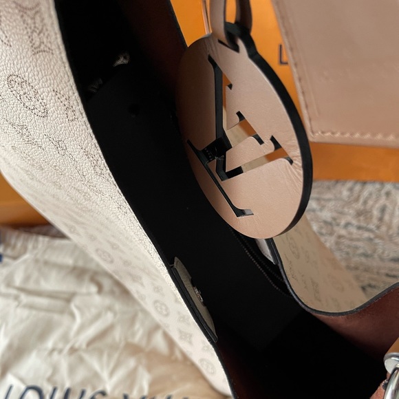 Louis Vuitton Carmel bag - Picture 8 of 10